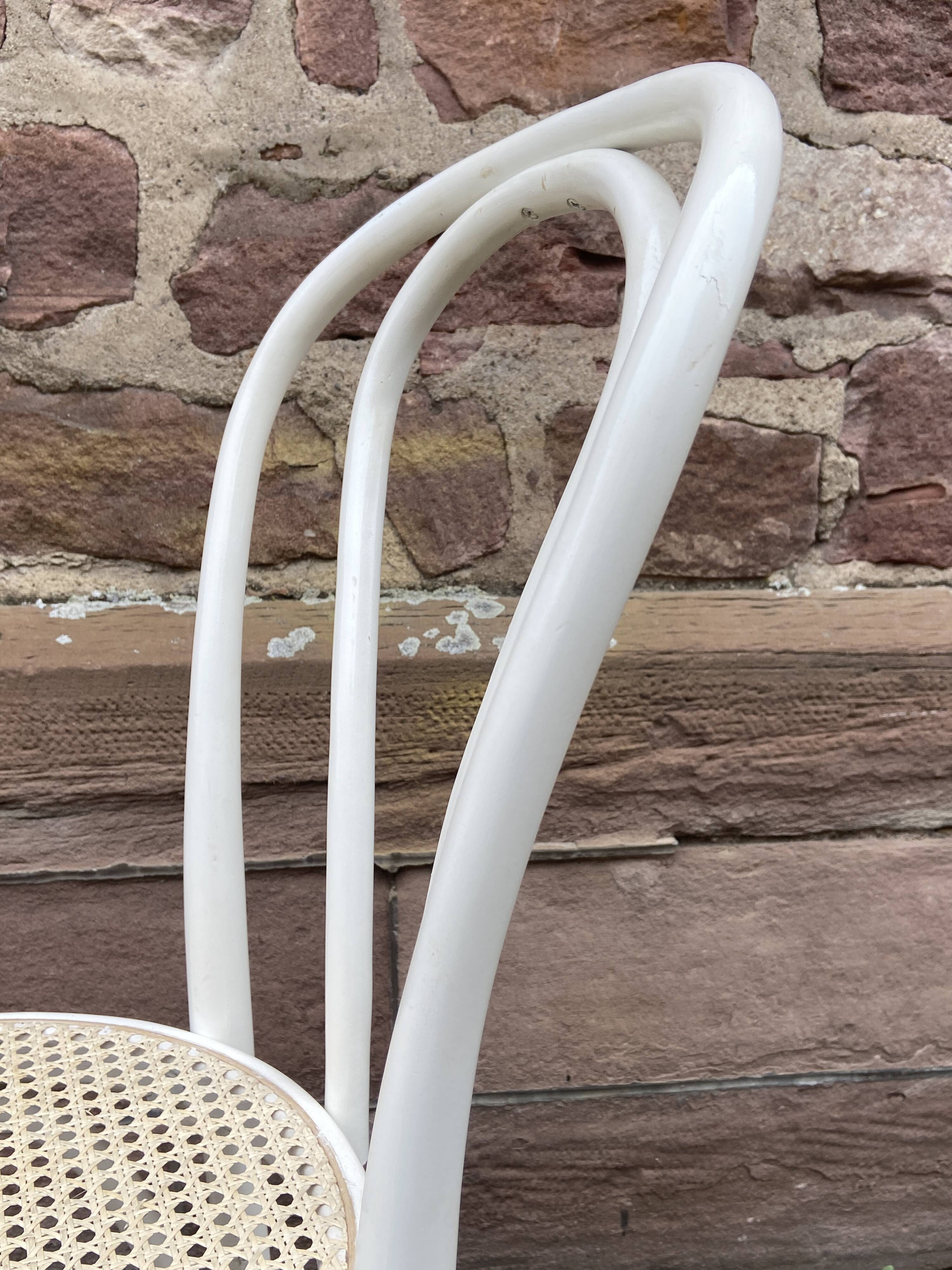 2 shabby chic bistro chairs in vintage curved wood