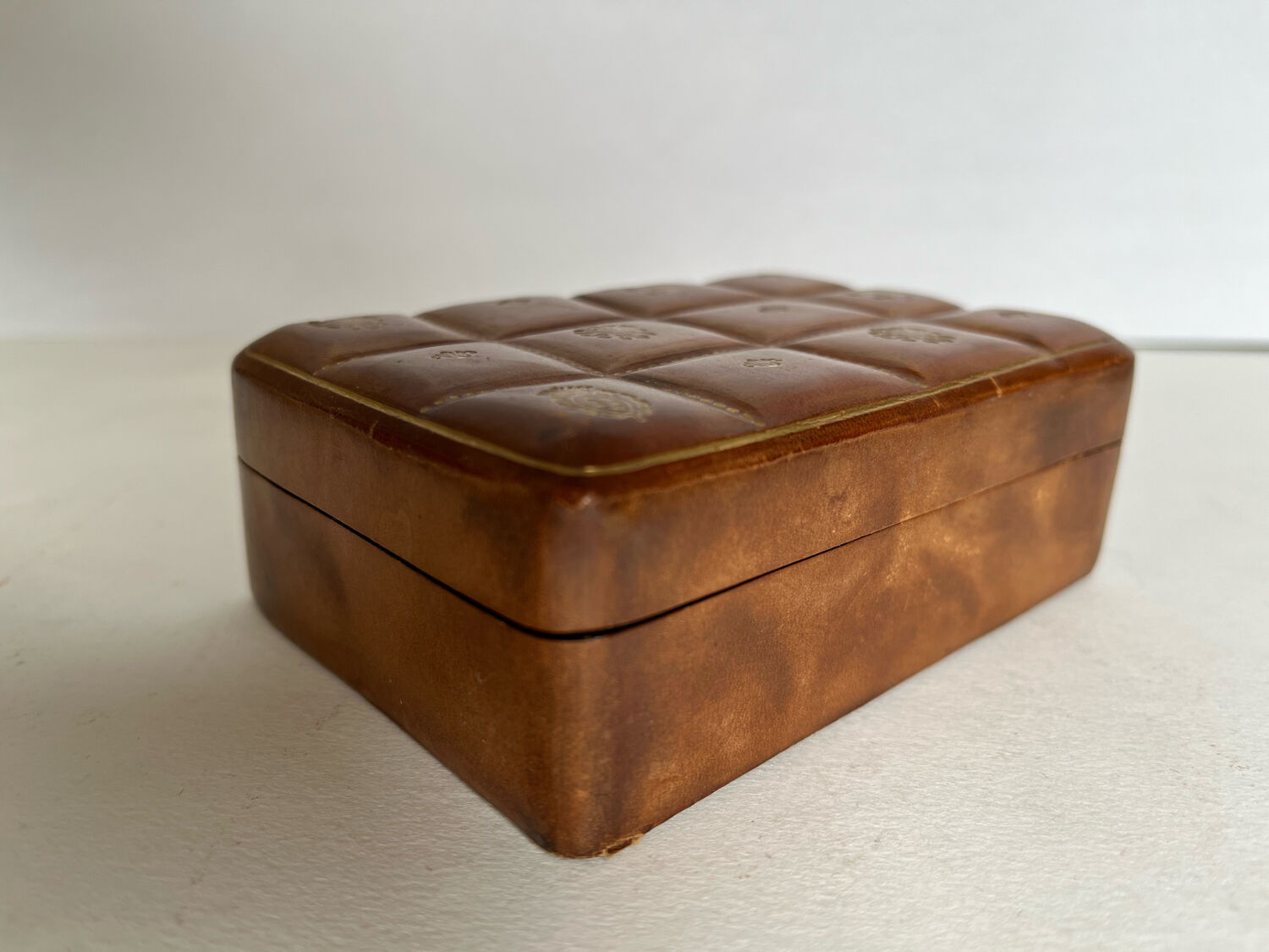 Leather jewelry box