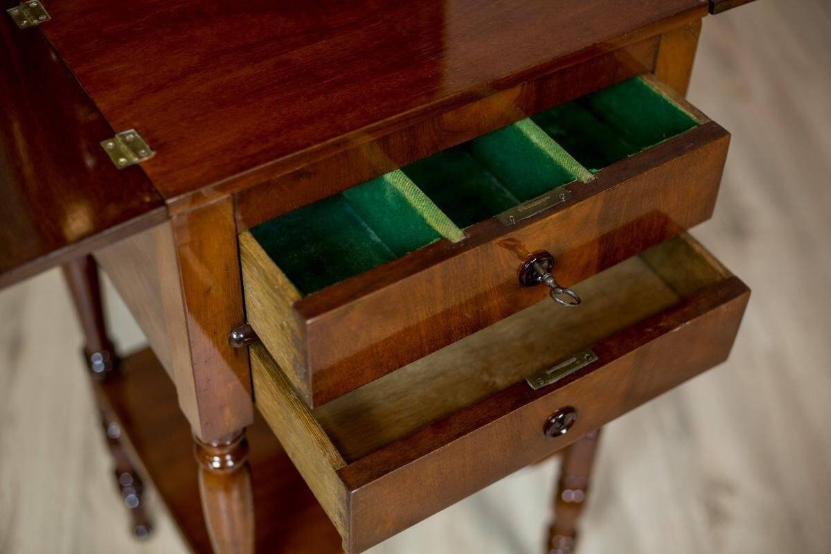 Antique Dressing Table in Brown Venered with Mahogany, 1860