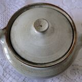 Soup tureen or vegetable dish with glazed ceramic lid