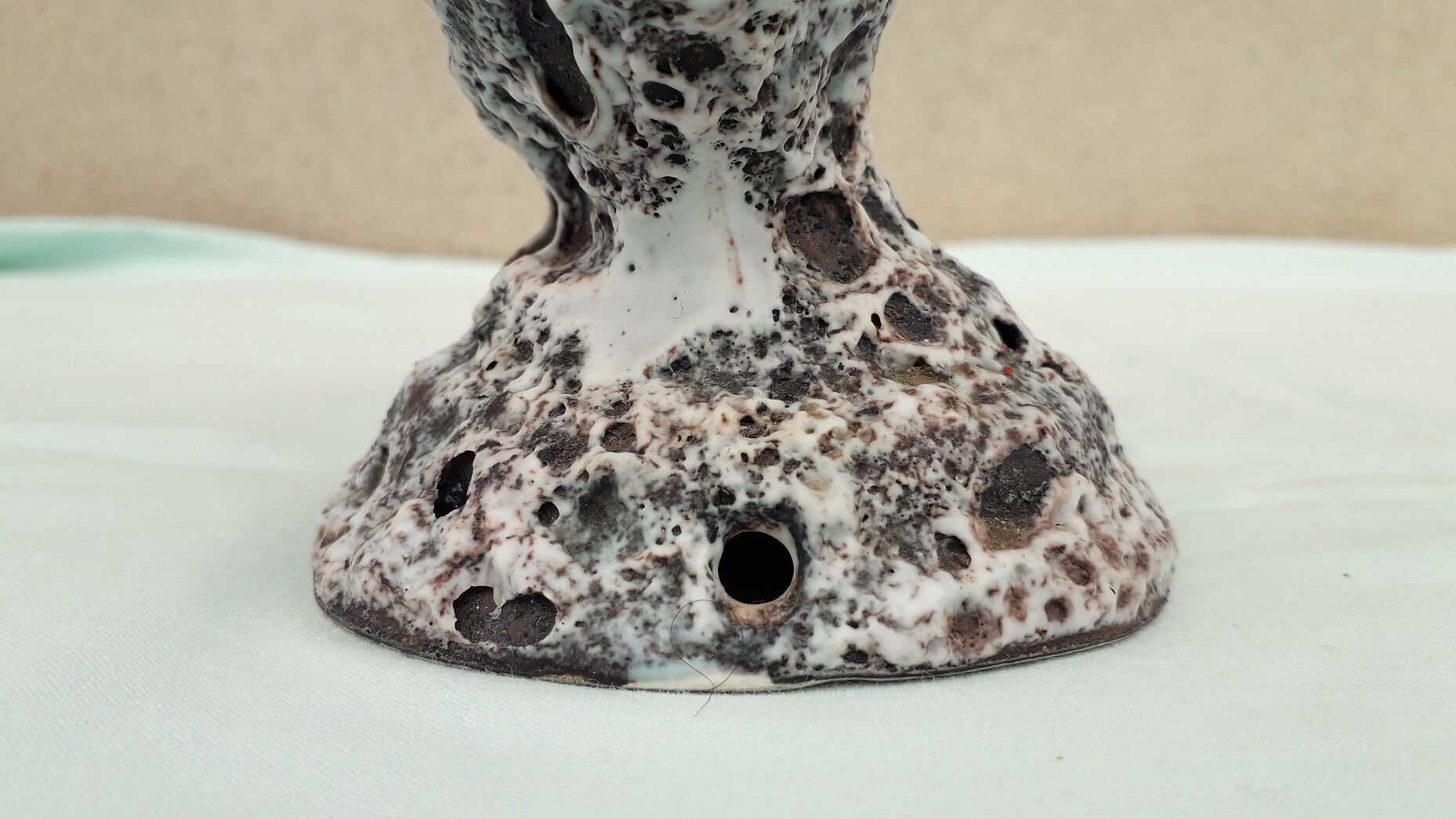 Ceramic candle holder fat lava