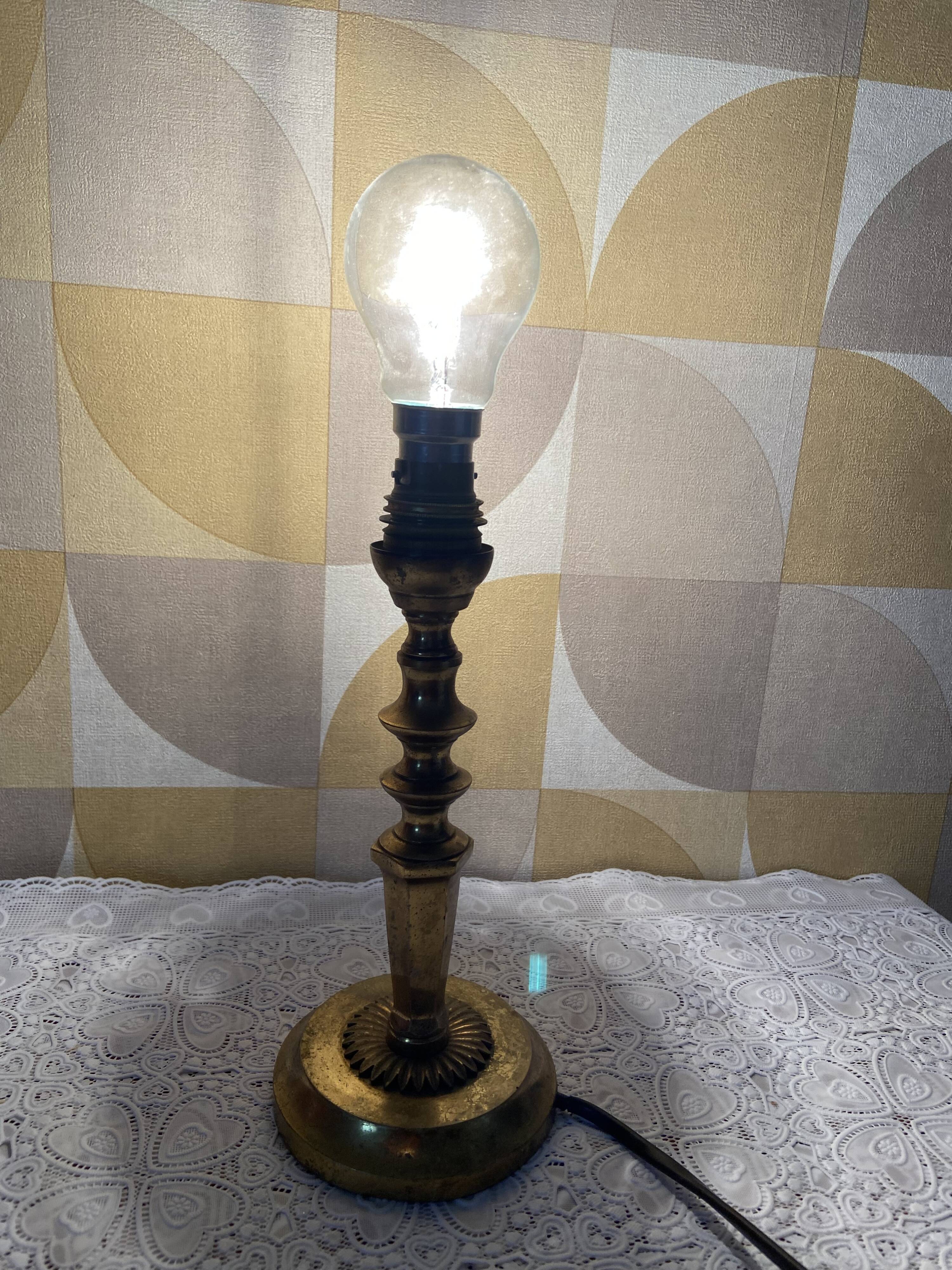 Brass lamp base