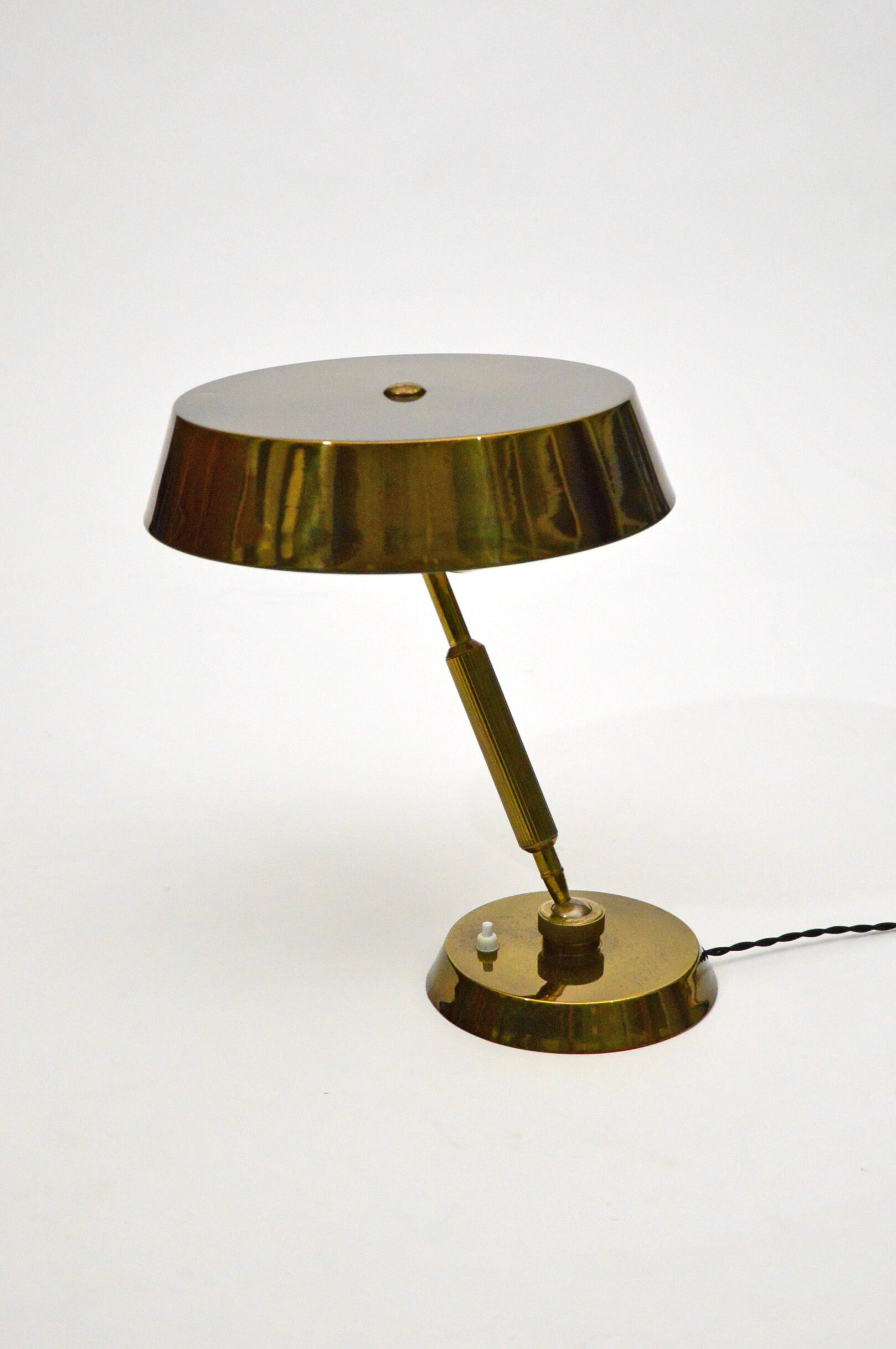 Lampe de bureau en laiton italienne vintage des années 1950 attribuée à Stilnovo