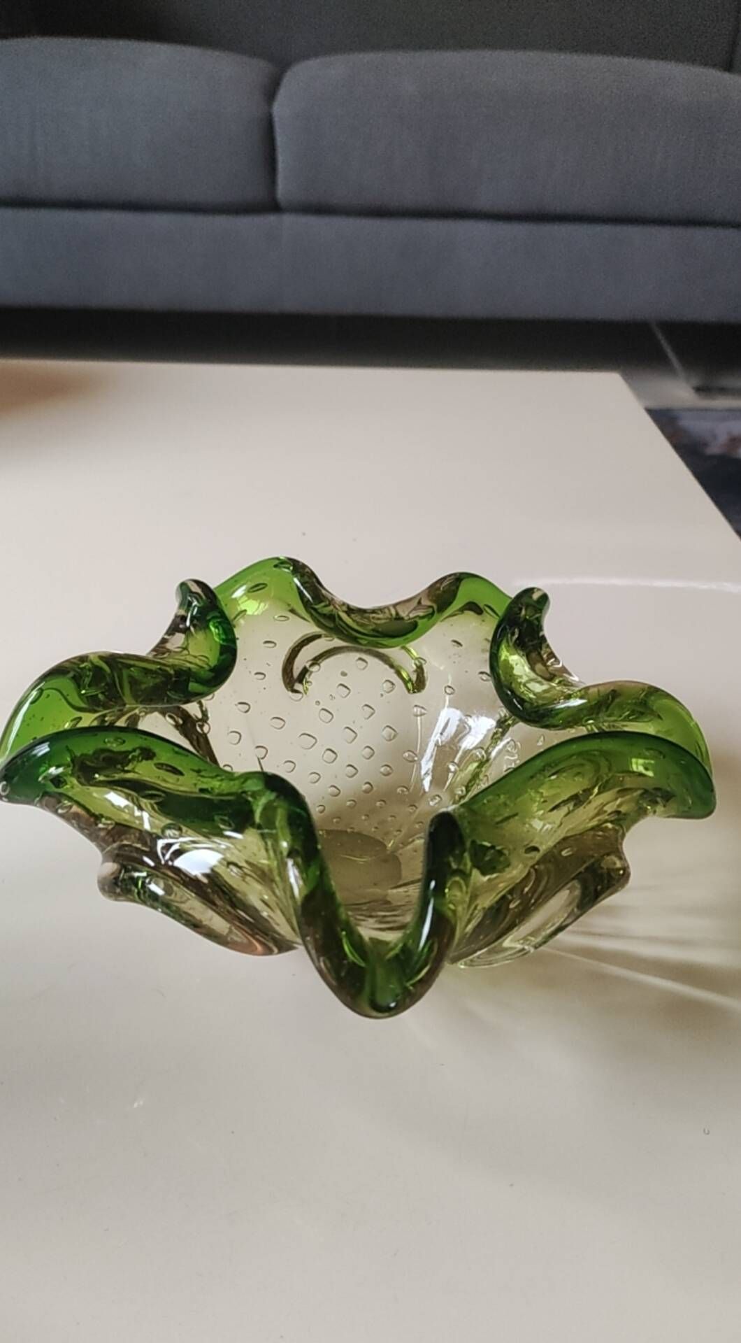 Pocket Video/Bullicante Ashtray Murano. Made of Art Glass. Diameter 19 cm.