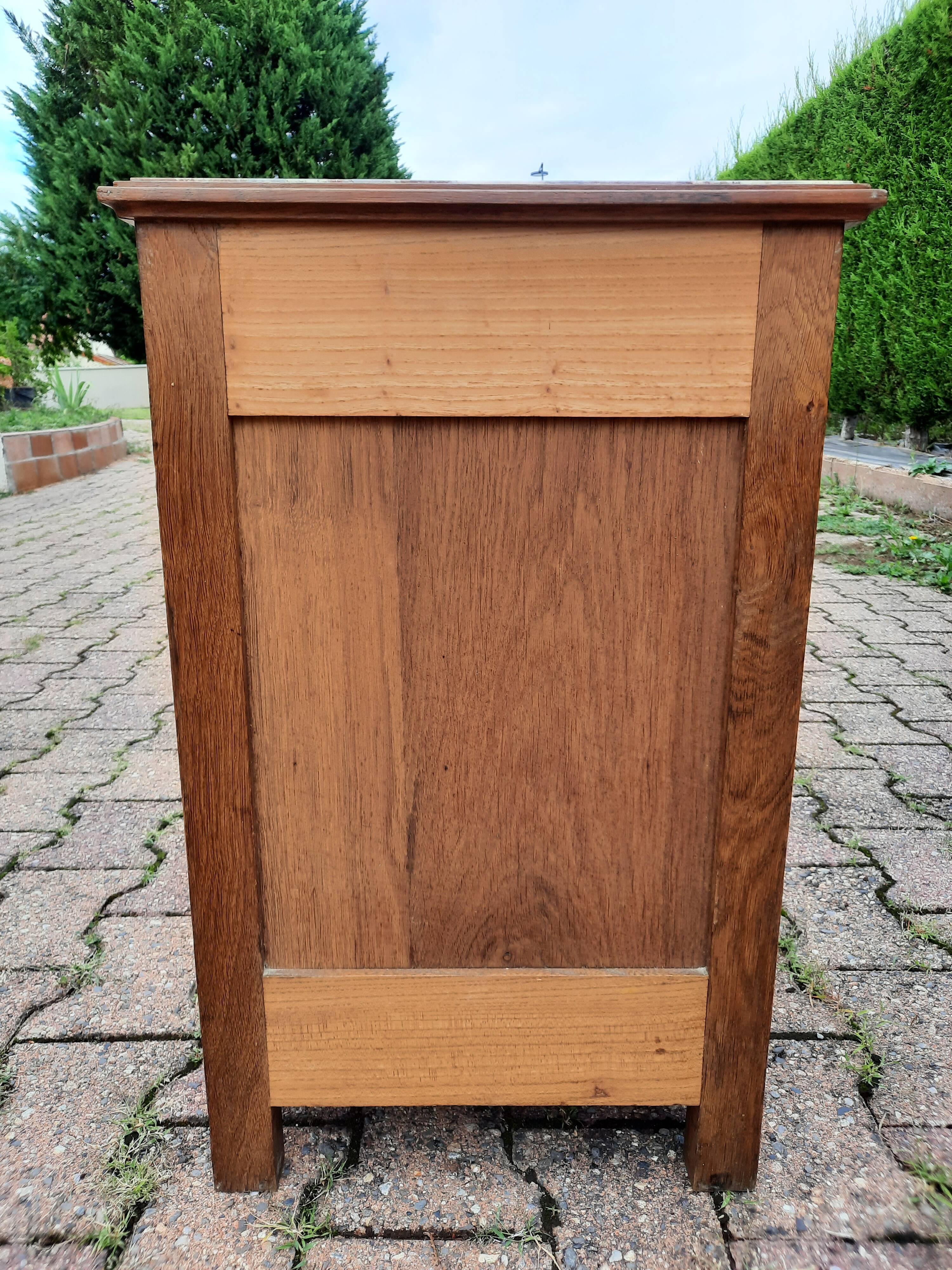 Table de chevet art deco