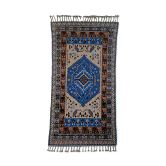 Oriental rug 240 x 123 cm