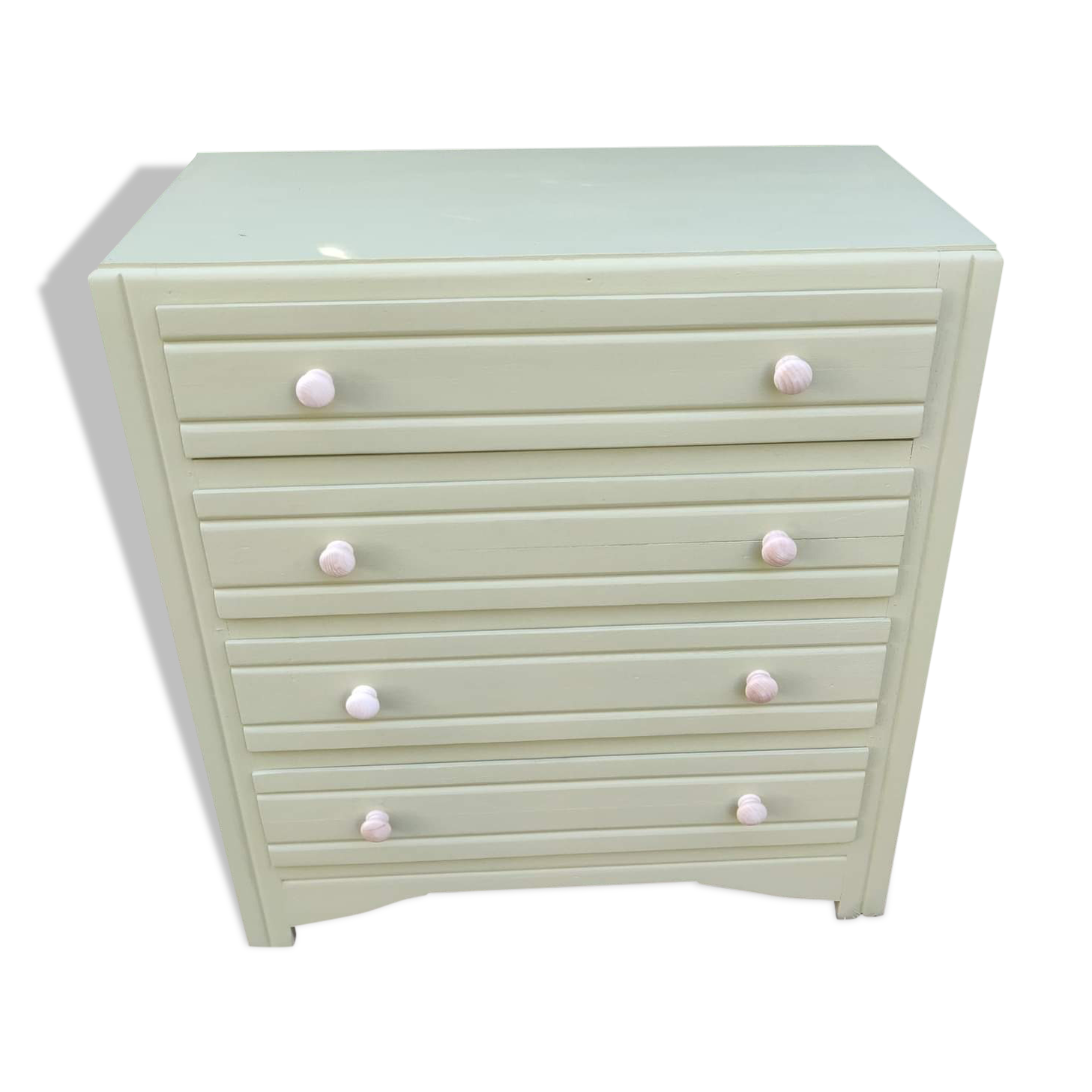 Antique chest of drawers