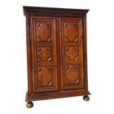 Armoire Louis XIII en noyer massif
