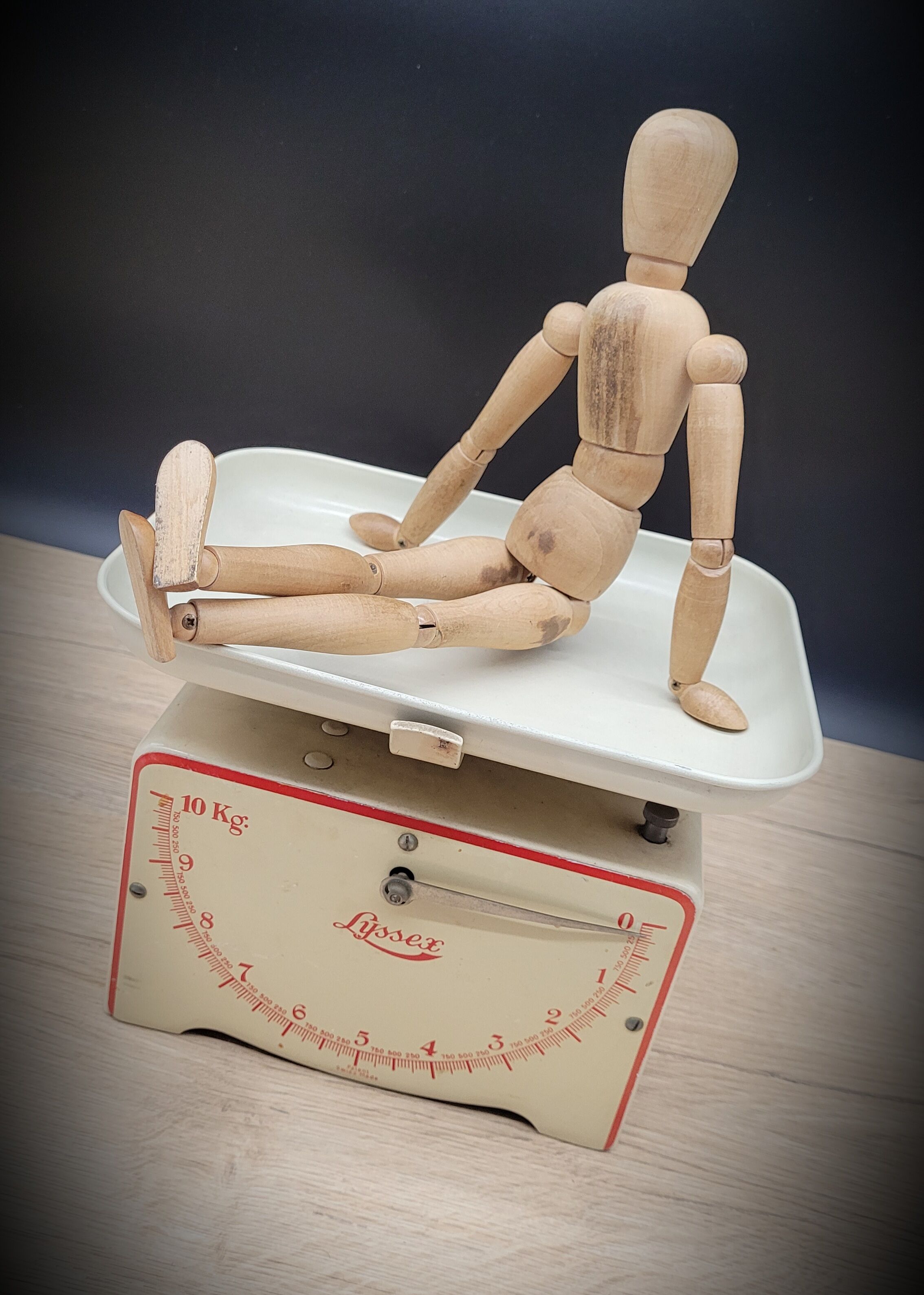 Lyssex scale 10lg red