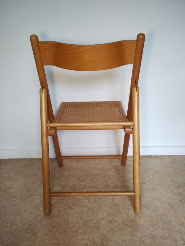Chaise pliante assise cannée