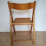 Folding chair with cane seat