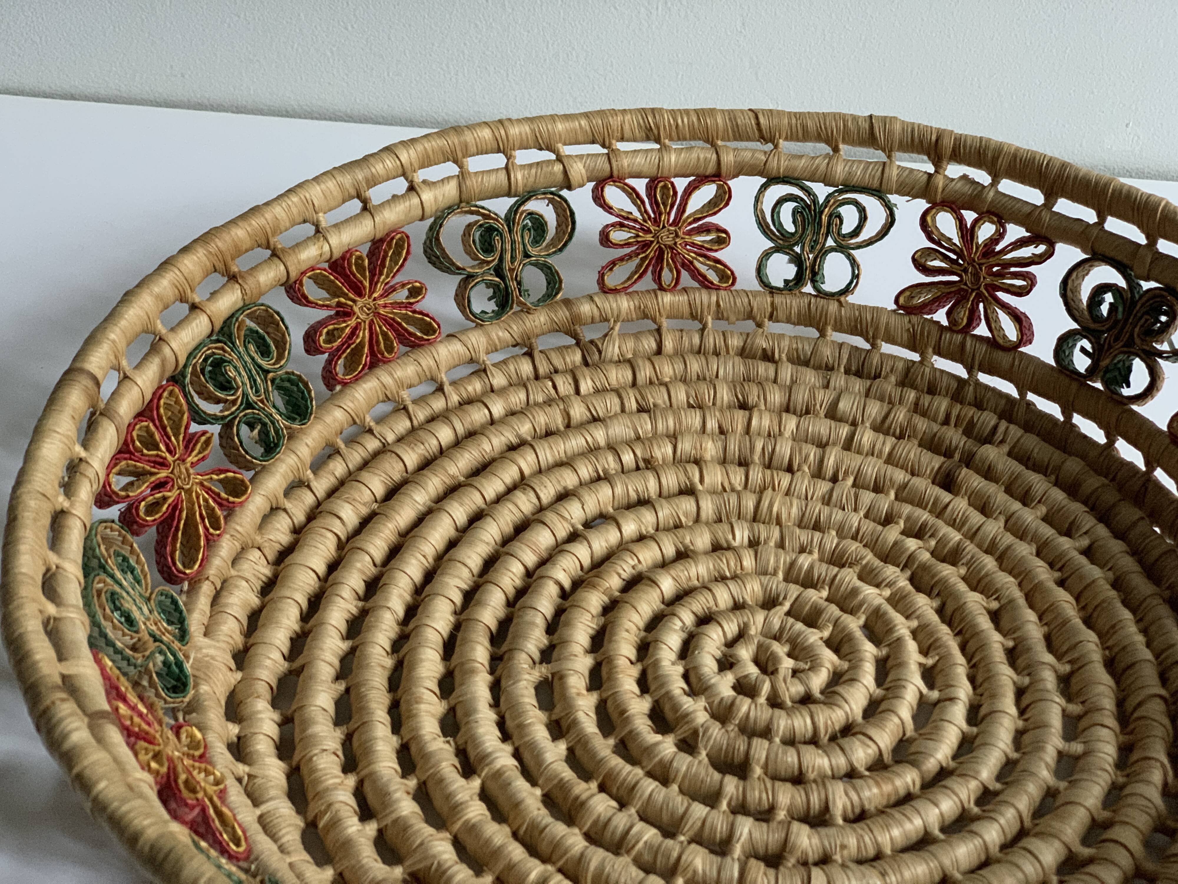 Raffia basket