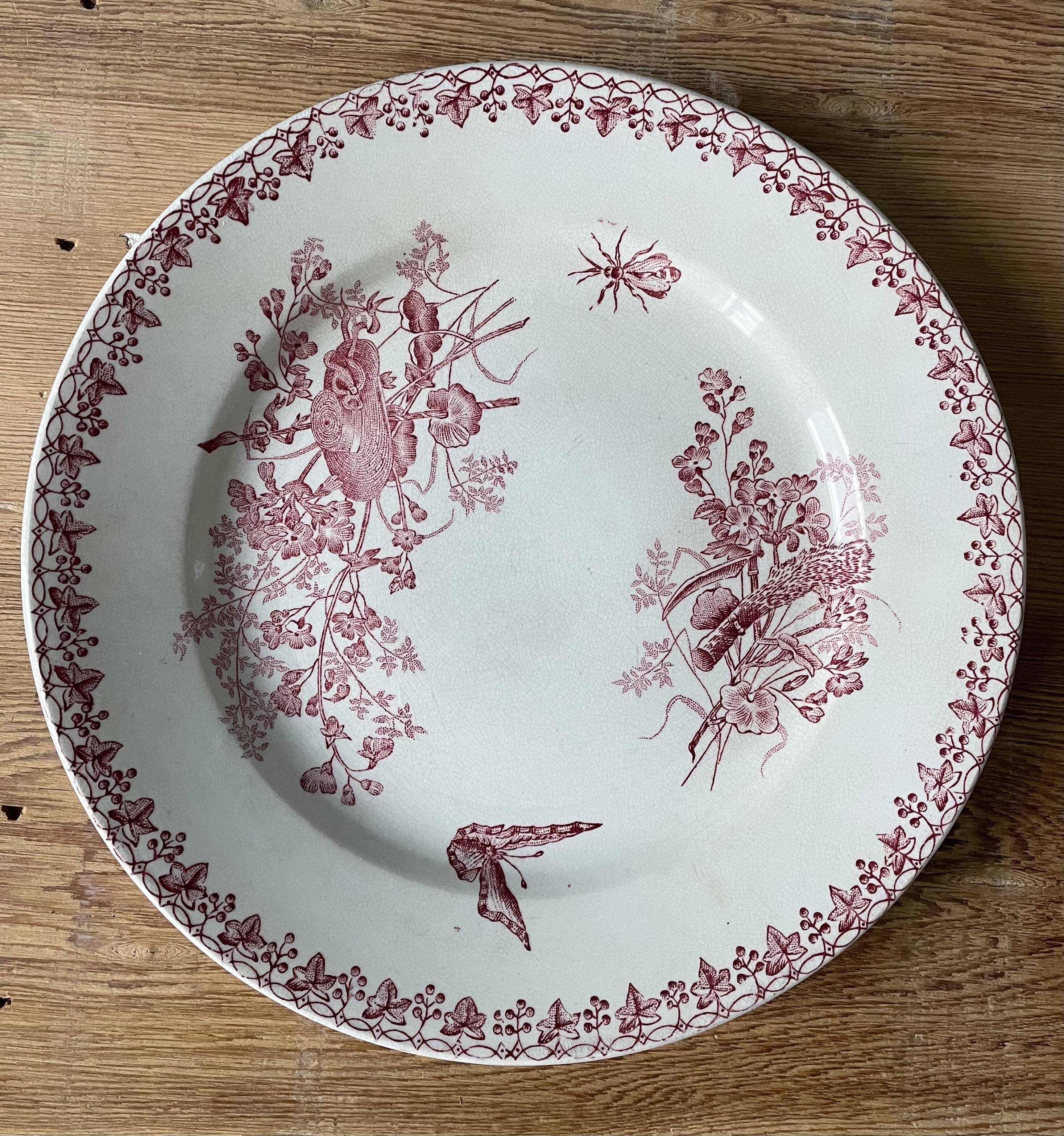 Lot de deux assiettes Terre De Fer, modèle « Moisson » Onnaing