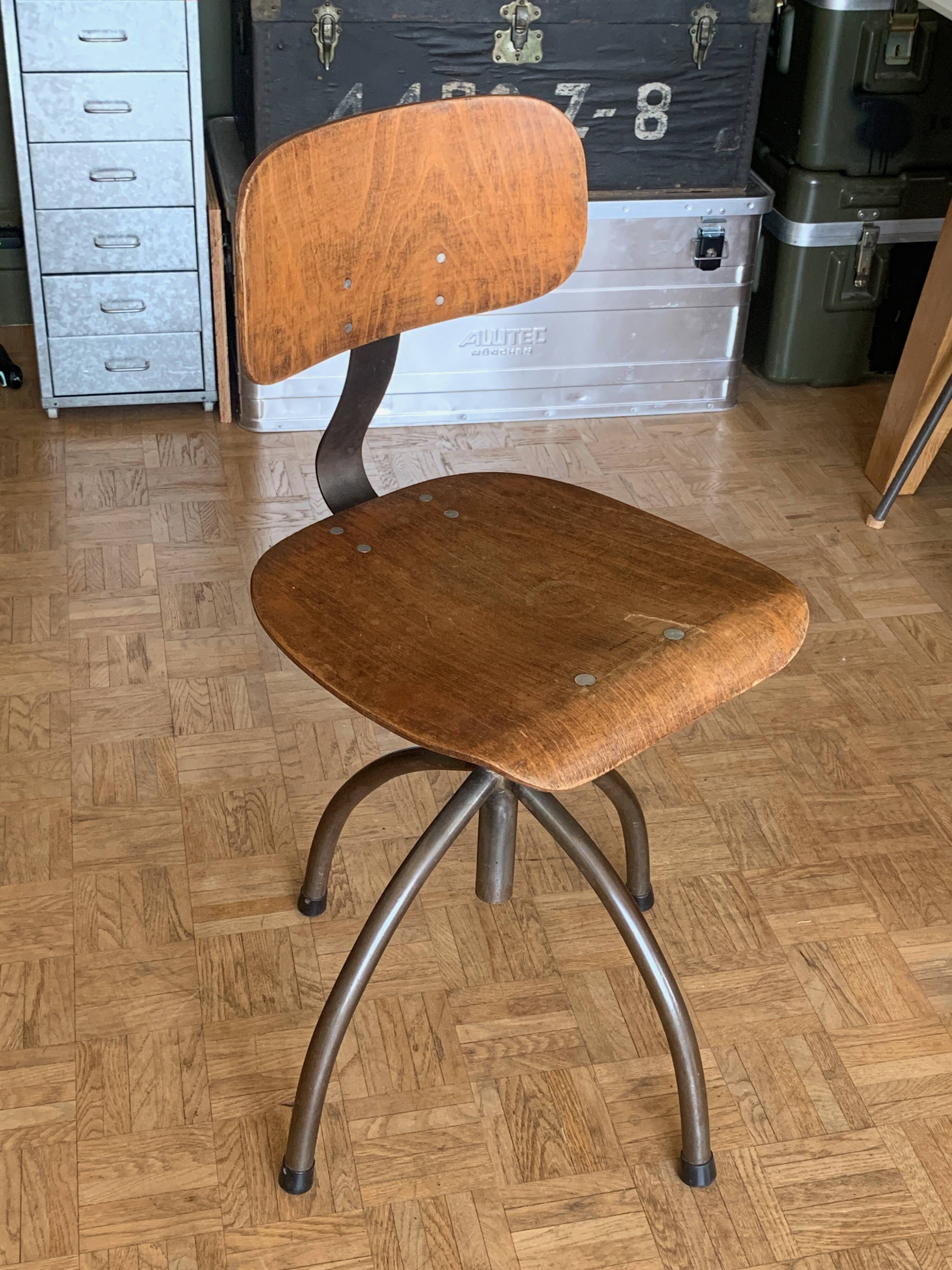 Industrial architect chair