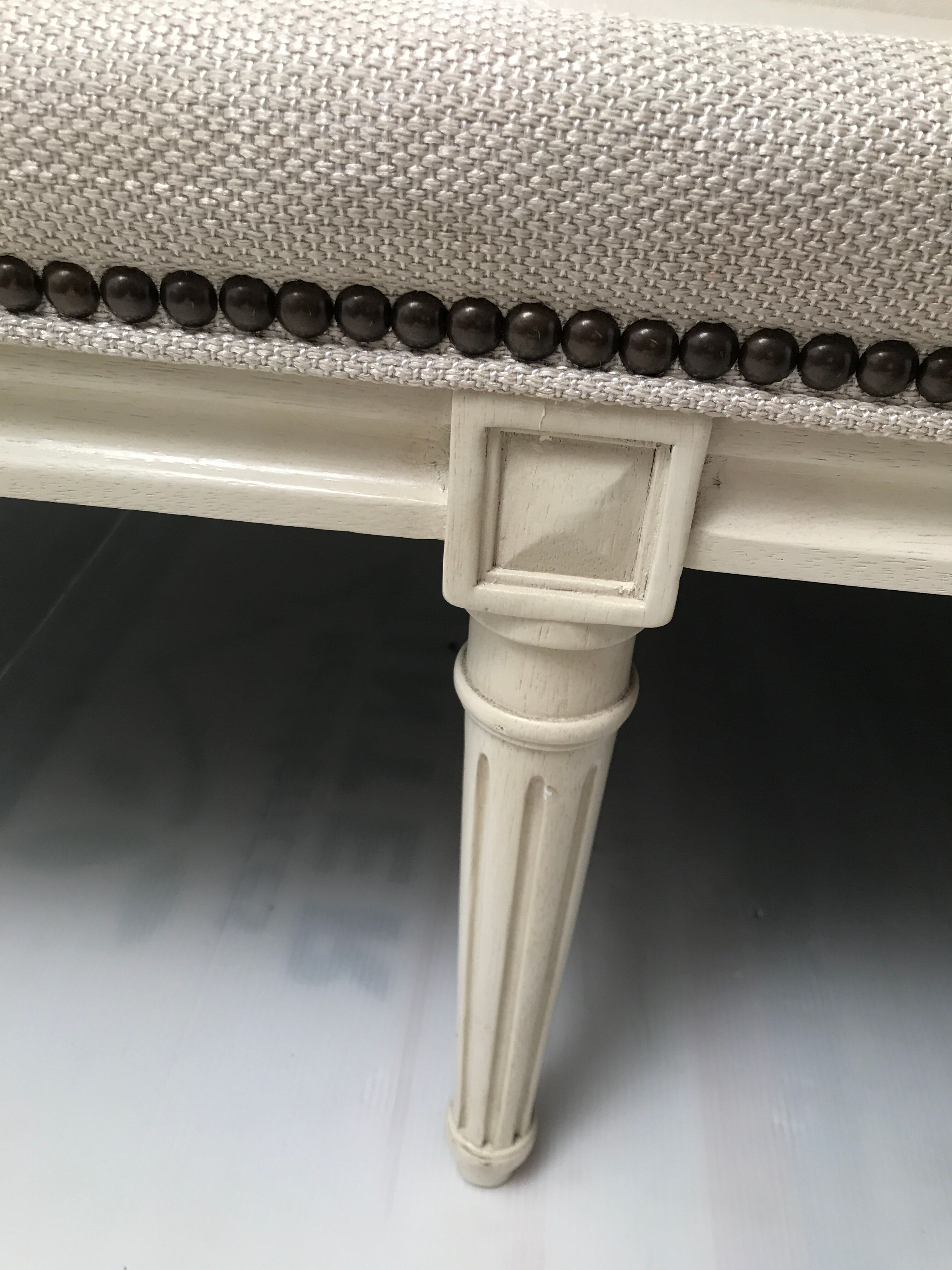 Updated bed end bench 3 seats baroque style