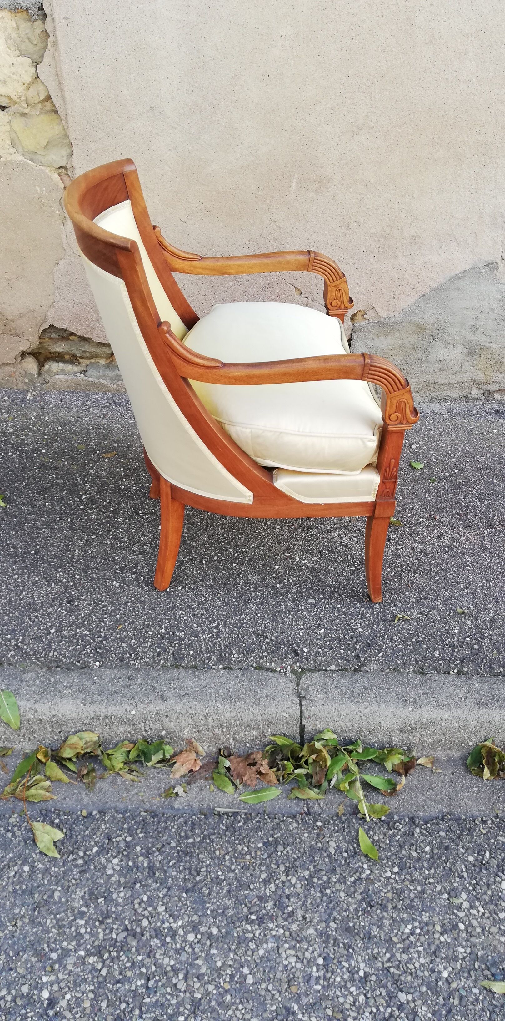 Armchair empire walnut