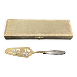 Gold metal pie server