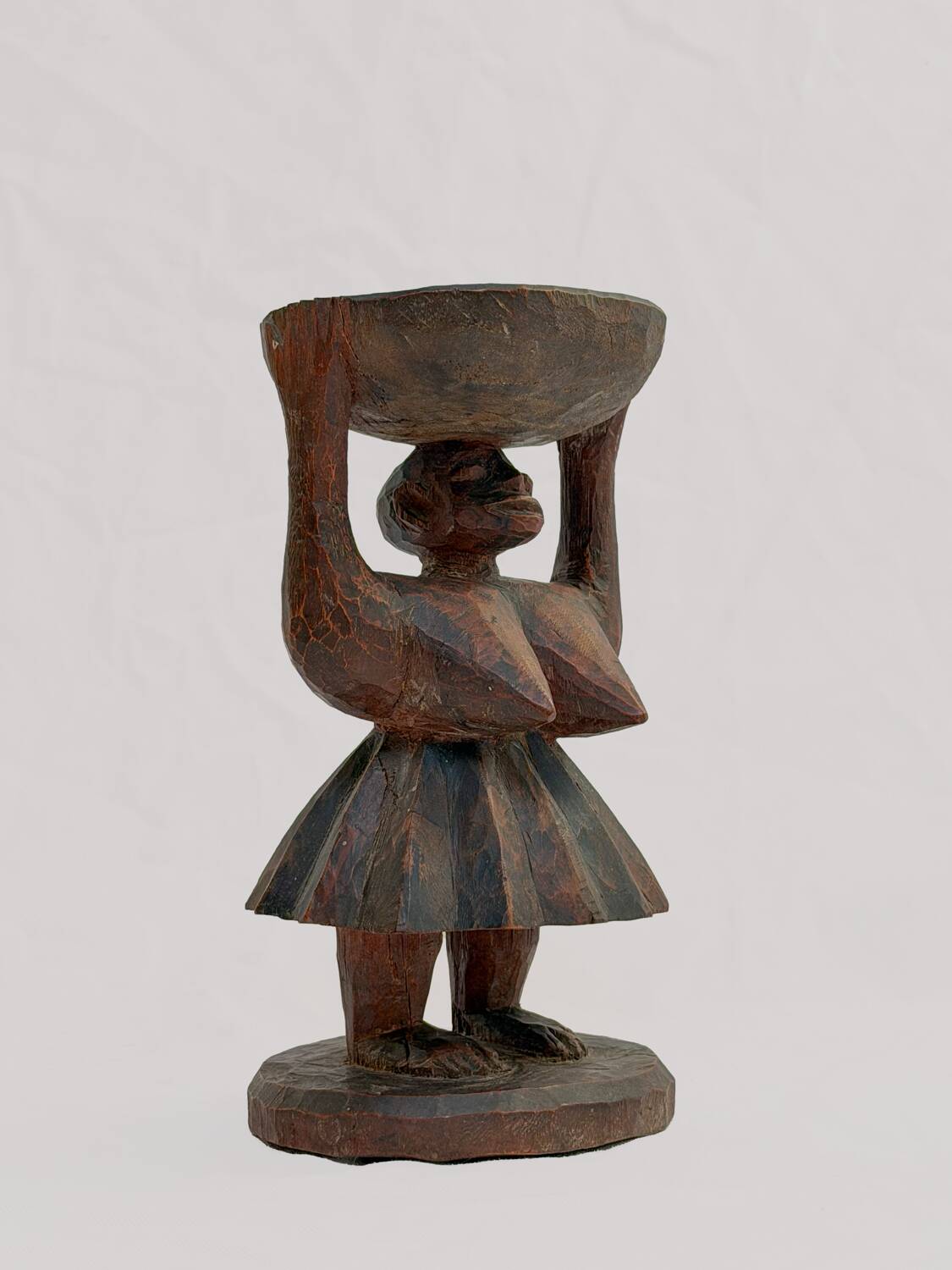 Wooden sculpture - Woman in a pleated skirt (Burkina Faso)
