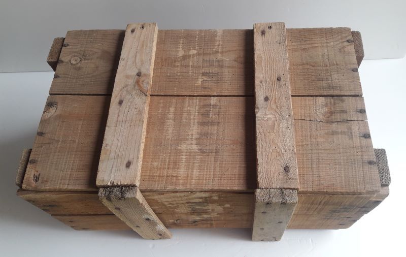 Transport case L58xD30,5xH34cm wood storage