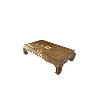 Table basse en bois massif