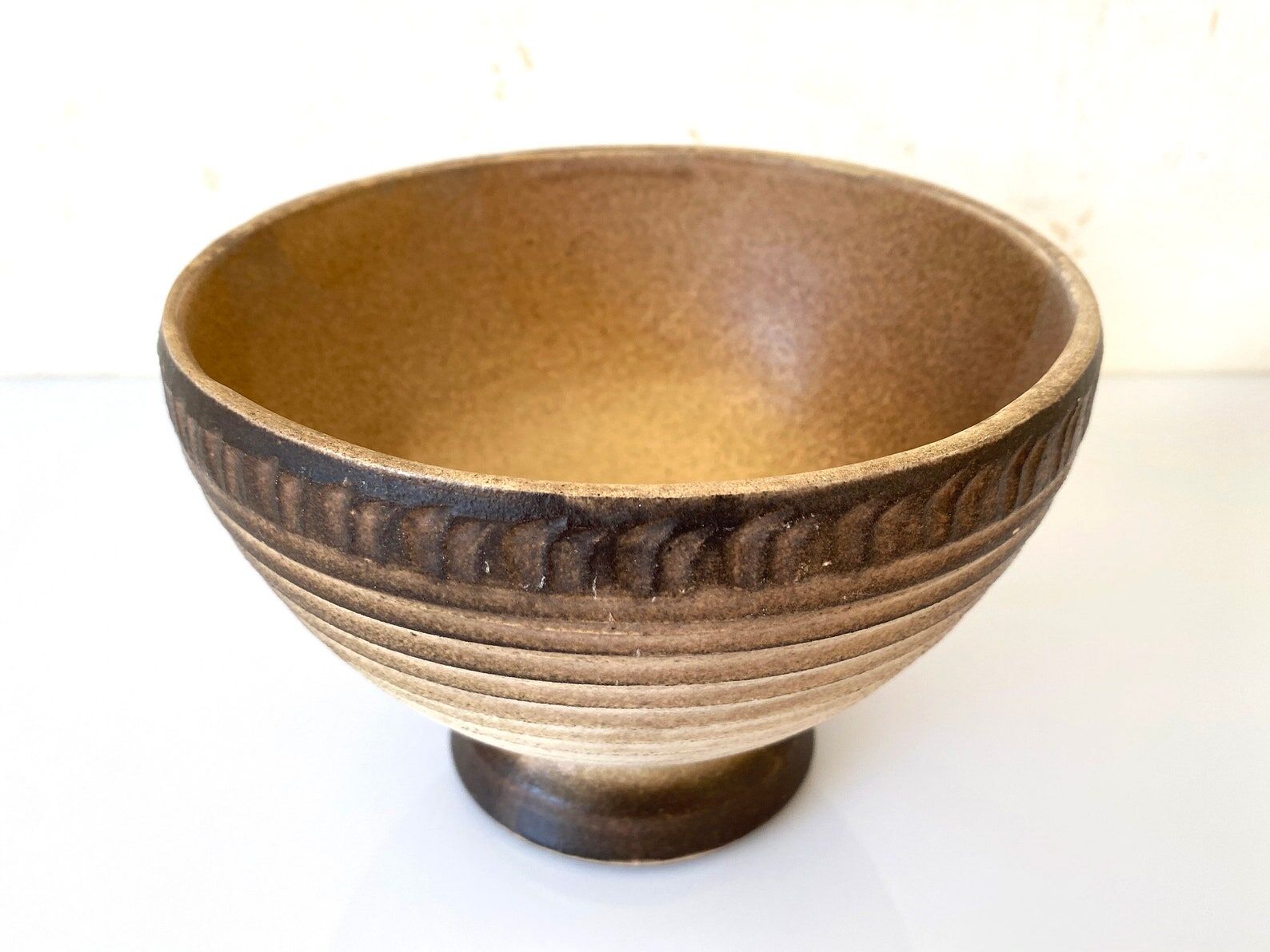 Vintage brown & beige ceramic flower pot / planter