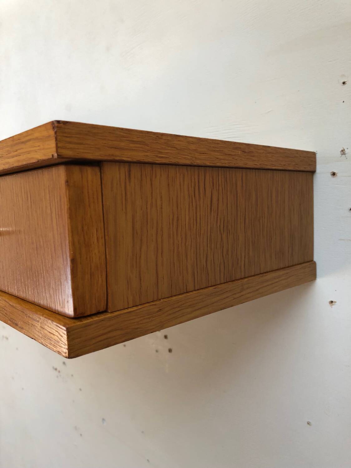 Wall console