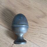 Stair or chenet ball shaped acorn