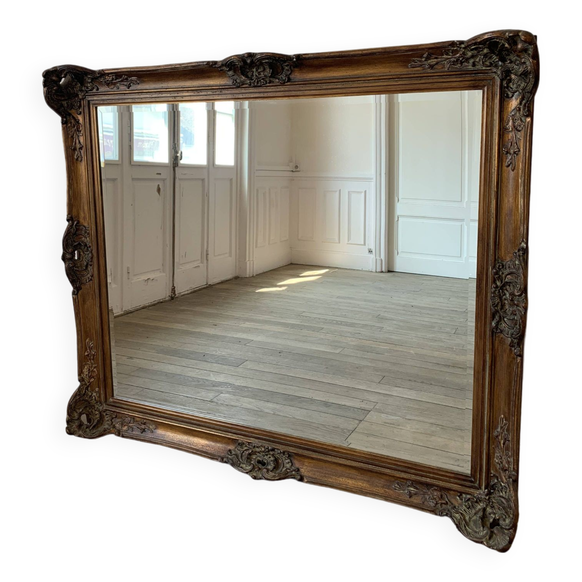 Old beveled mirror 123x142cm