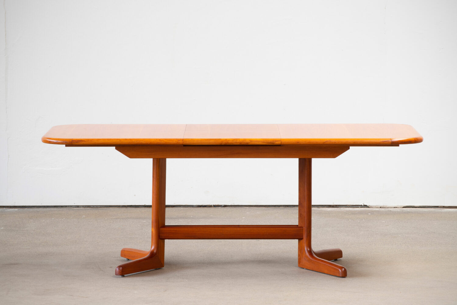 Scandinavian table in teak 1960