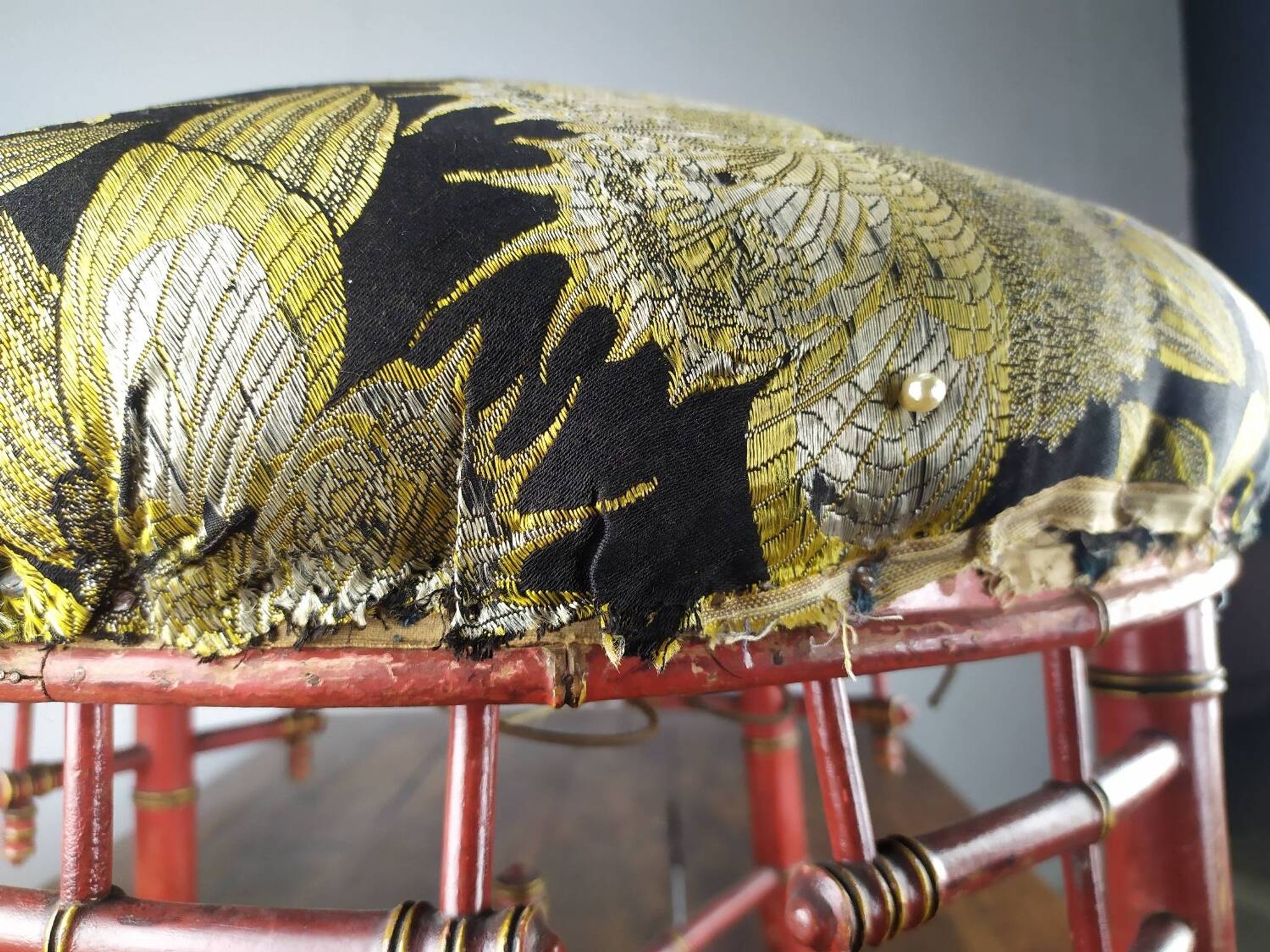 Napoleon III bamboo pouf