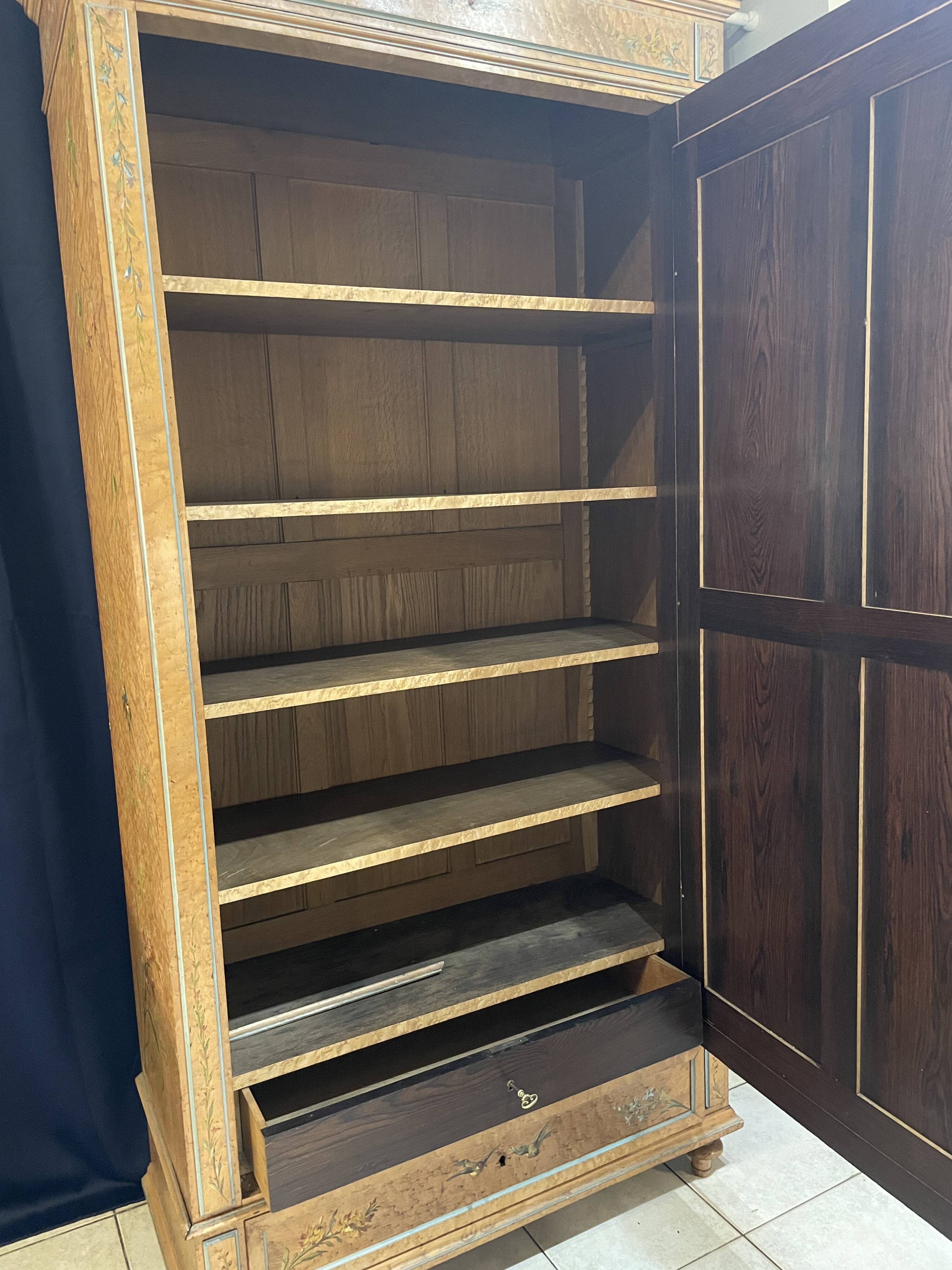 Mirror wardrobe from the late 19th century – painted bird's-eye maple
