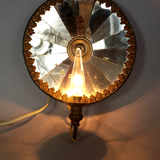 Old wall lamp with reflective mirrors SB185