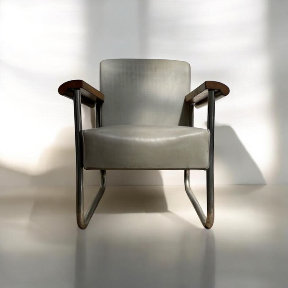 Bauhaus-style armchair - United States - 1950s