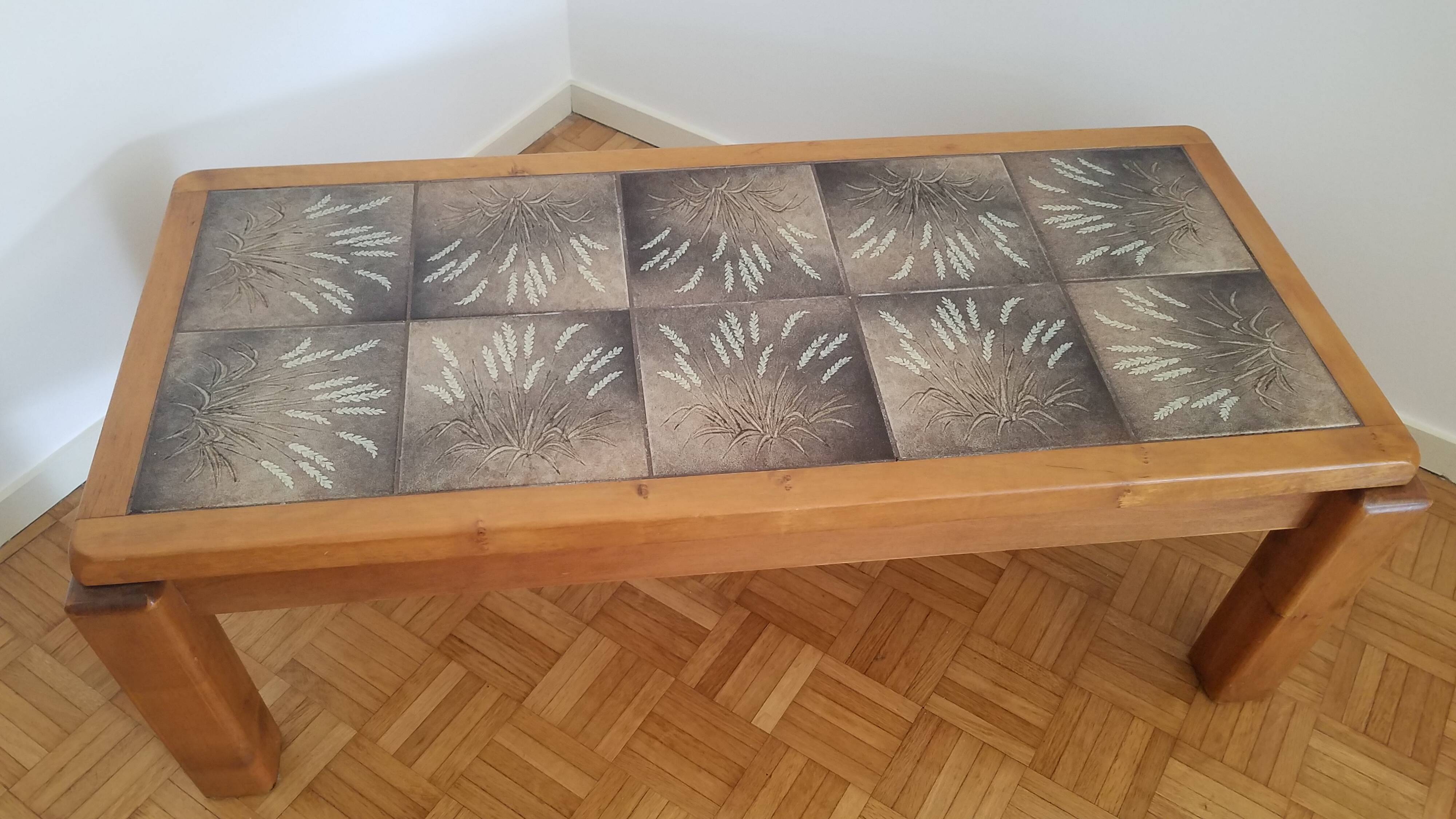 Table basse en céramique