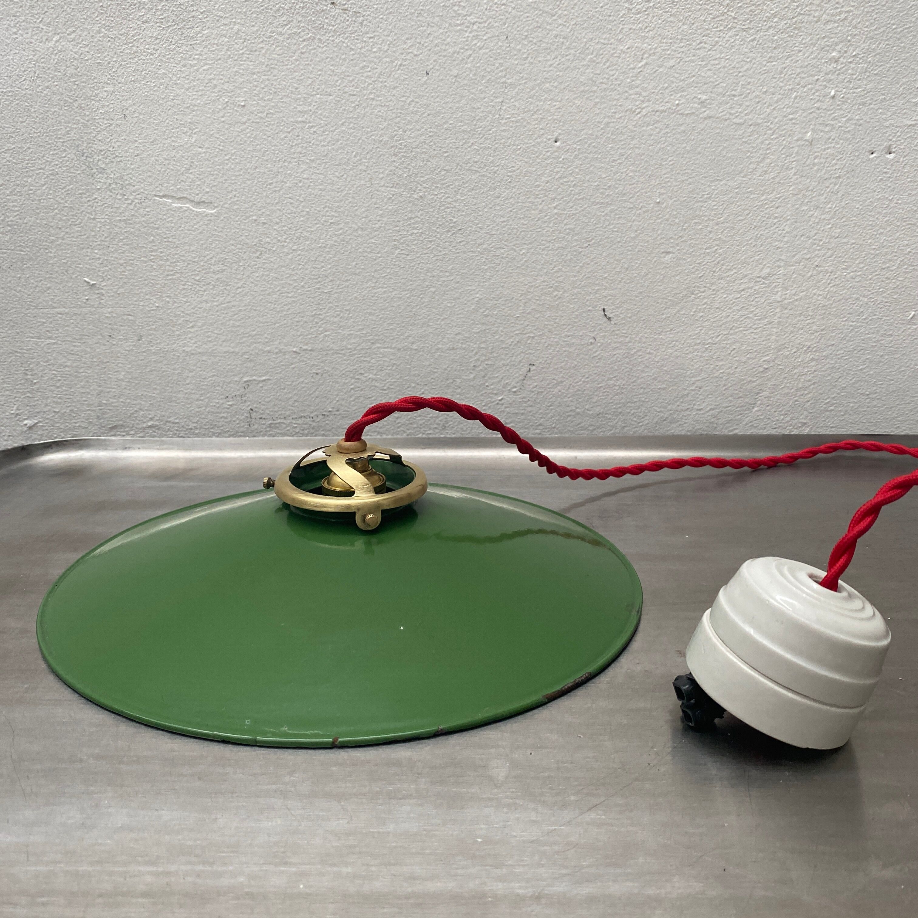 Lot 3 industrial suspensions emaillees flat 25 cm