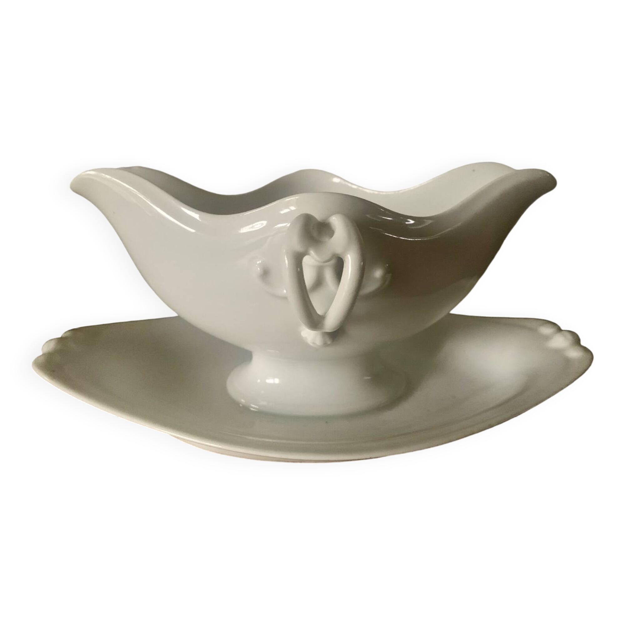 Large gravy boat