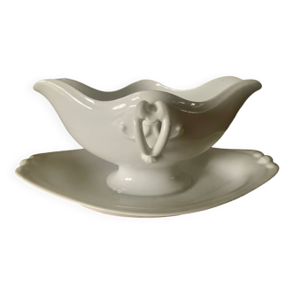 Large sauceboat
