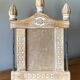 Beautiful Indian frame with wooden pediment carved in flat flowers and ceruse