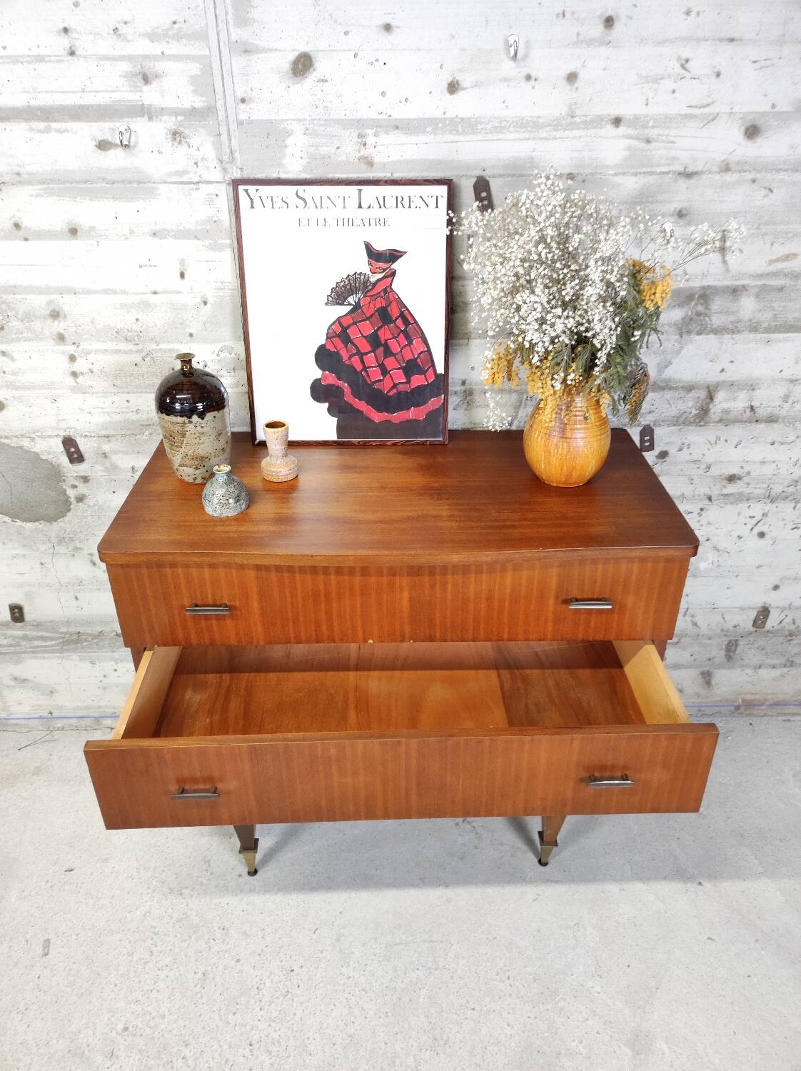 Vintage chest of drawers