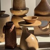 Stool, side table, end table in solid suar wood, spheres H50 D39.