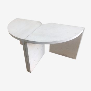 Low table in travertine