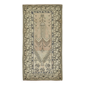 Turkish Vintage Anatolian Rug 104 cm x 195 cm