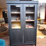 Patinated librarian
