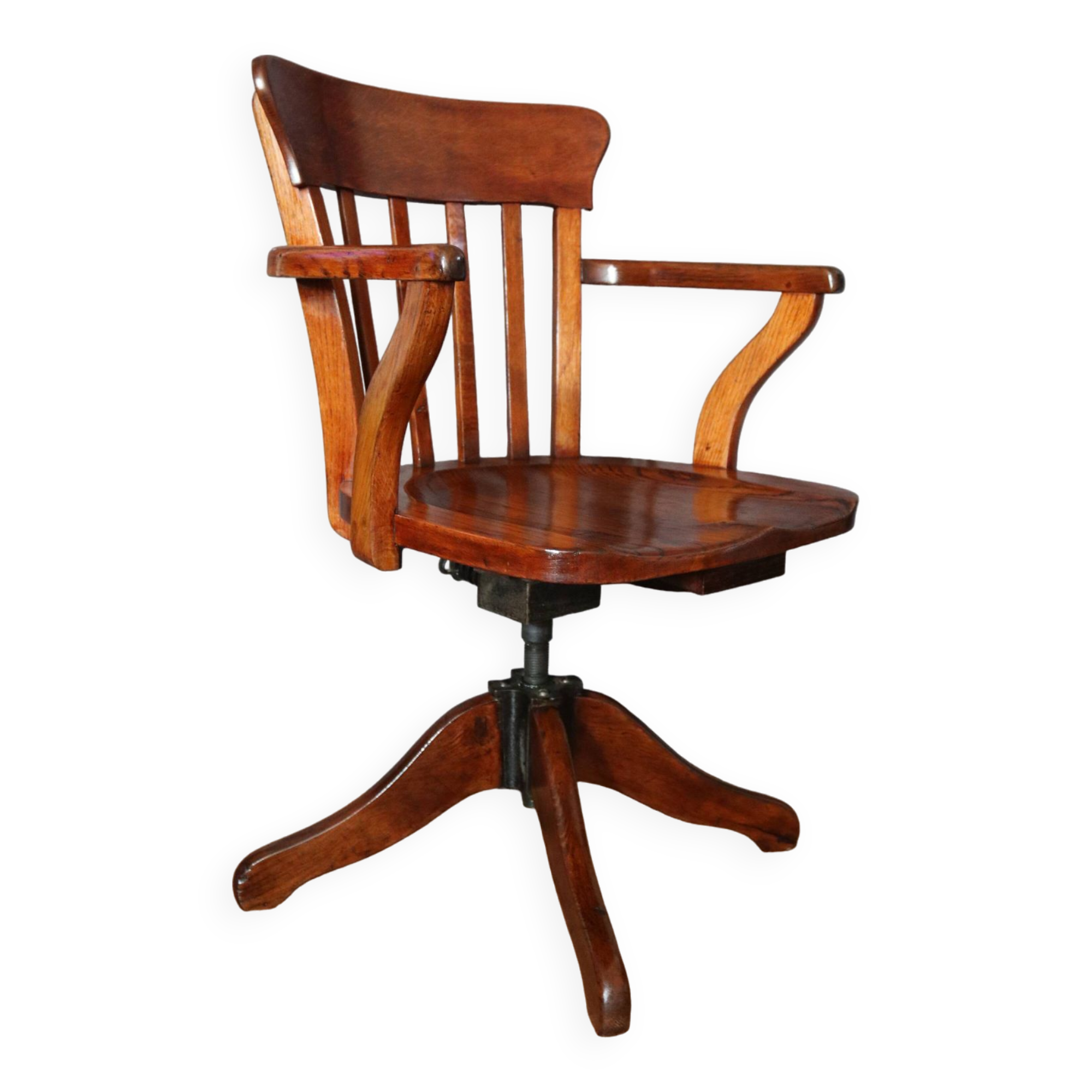 American office chair in natural wood