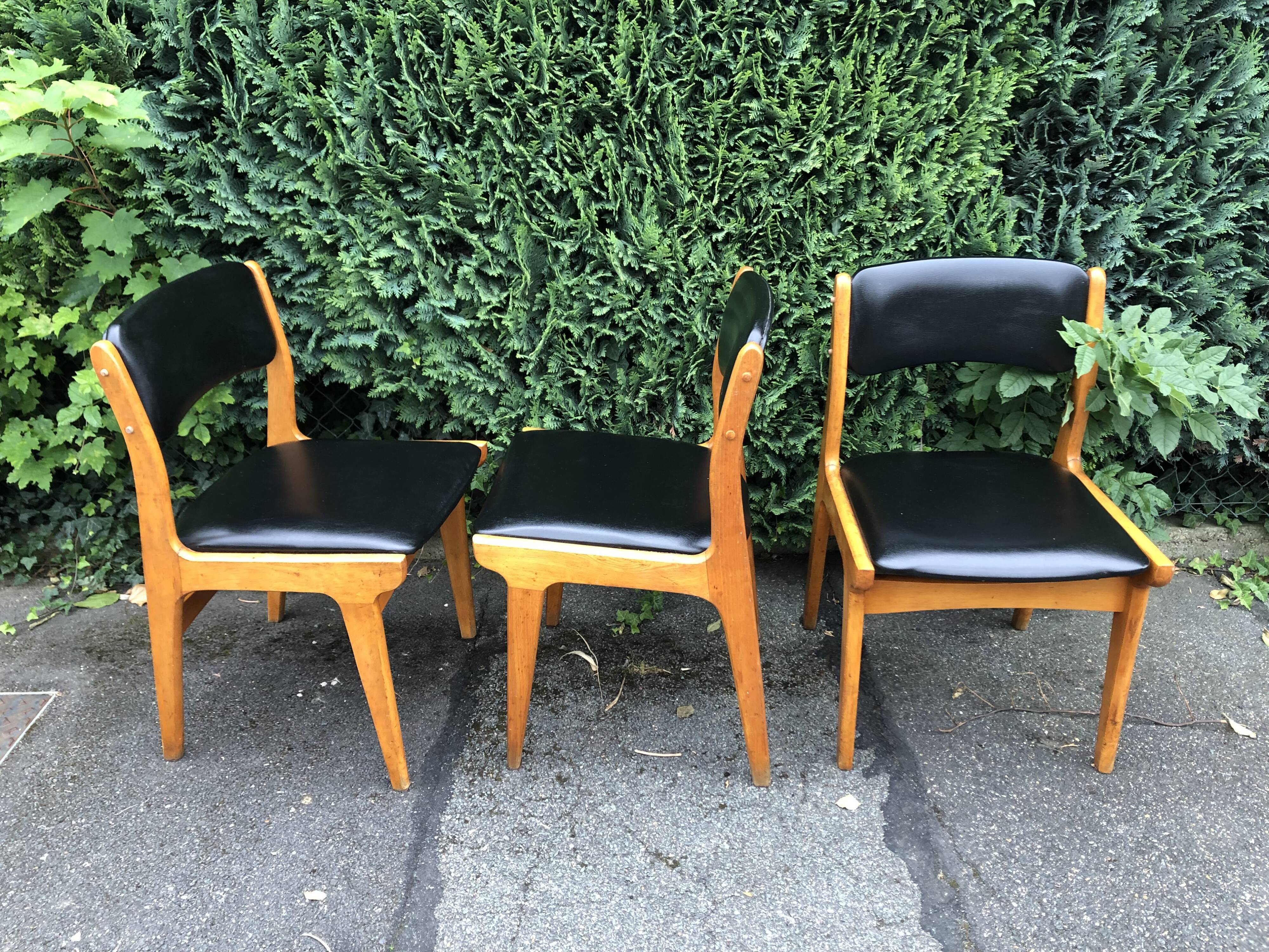 Scandinavian skay chairs and vintage blond wood 60s
