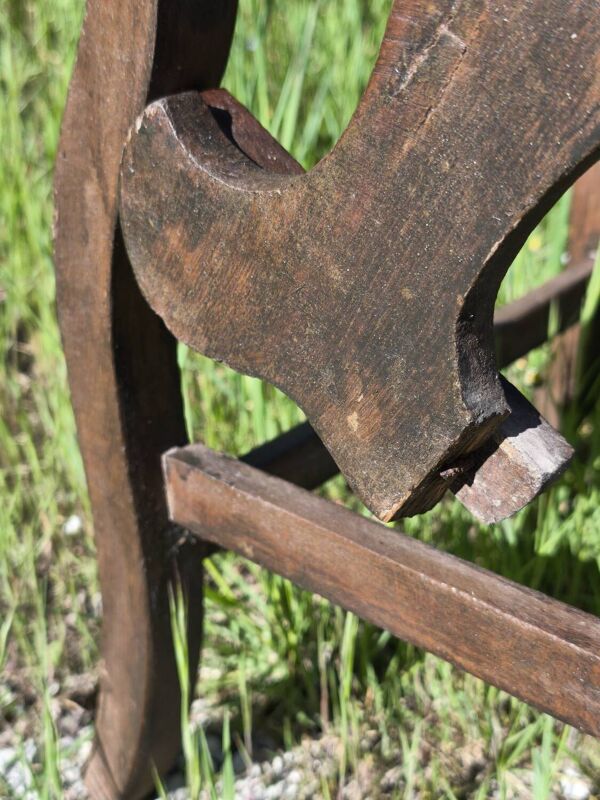 Chaise, escabeau de bibliothèque