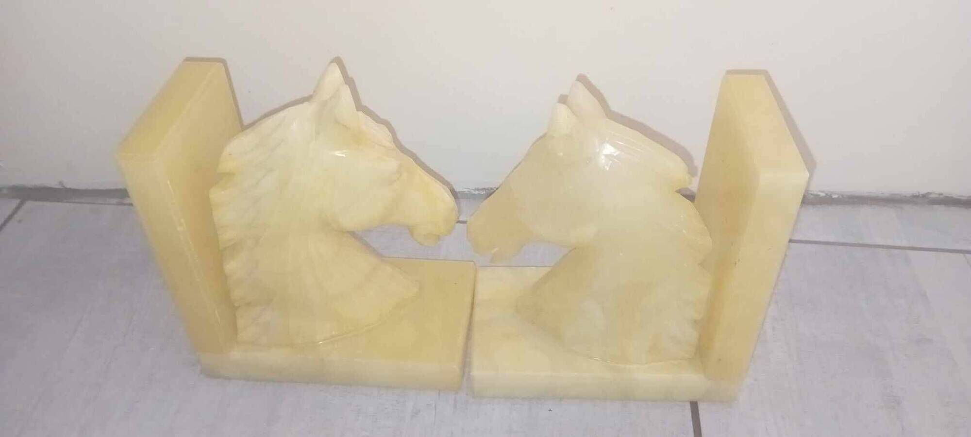 Pair of horse bookends in alabaster, 20th century period