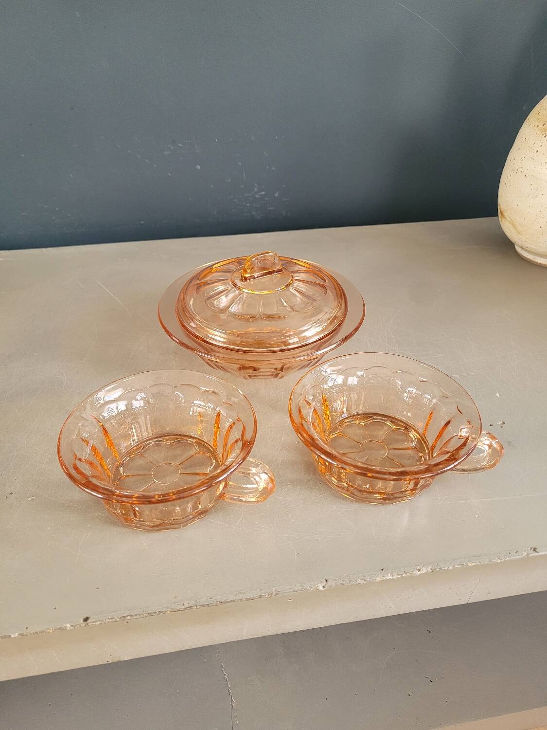 Ensemble 2 tasses + sucrier en verre rose