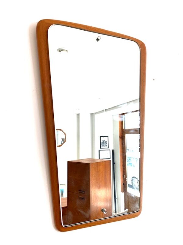 Miroir trapèze en teck vers 1960