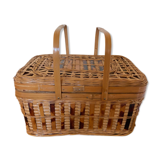 Wicker basket